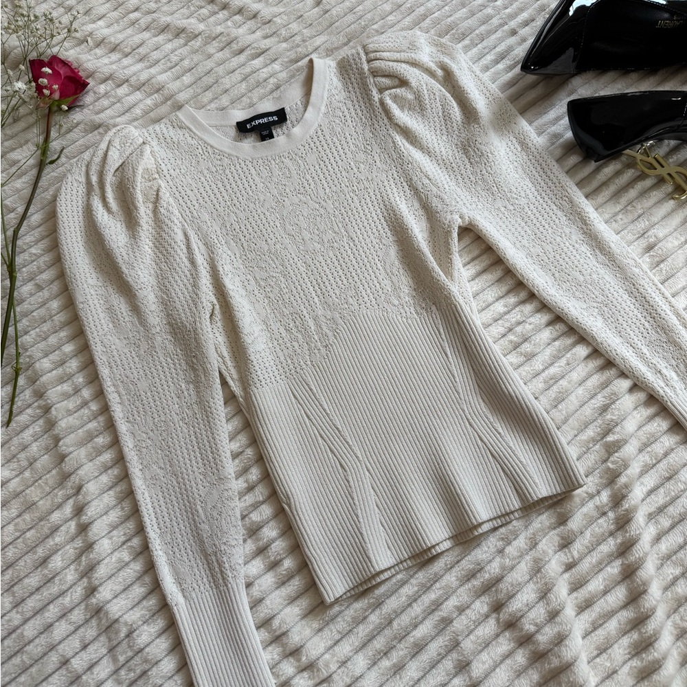 Express Cream Textured Knit Crew Neck Sweater